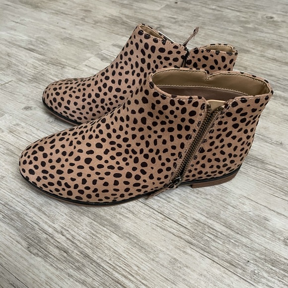 Leopard Booties Cat & Jack - Picture 3 of 5